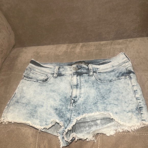 Express Blue Jean Shorts with Vintage Distressed Look - Picture 2 of 8